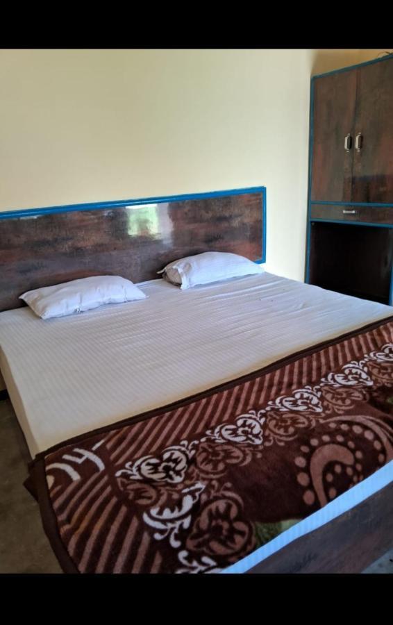Blue Sky Homestay 카주라호 외부 사진